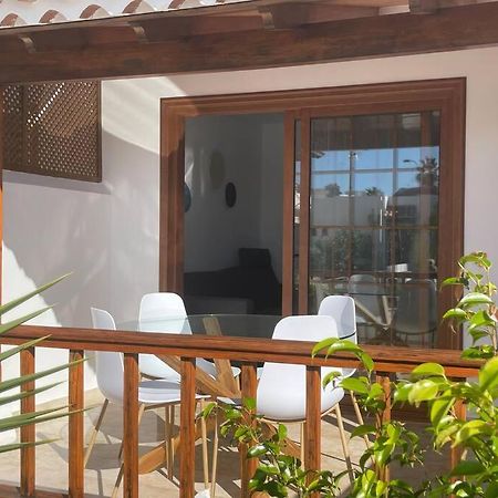 Stylish & Modern 1 Bedroom Suite On Frontline Of Playa Del Duque Costa Adeje  Buitenkant foto
